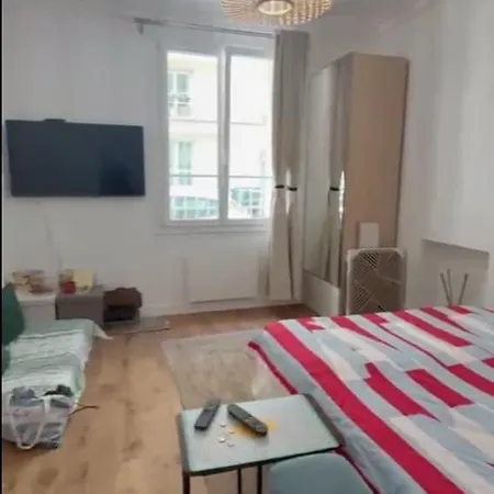 Renovated With Private Terrace 30 M2 15 Apartamento